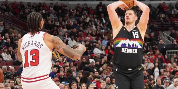 约基奇22+14+17穆雷28+11 掘金战胜公牛